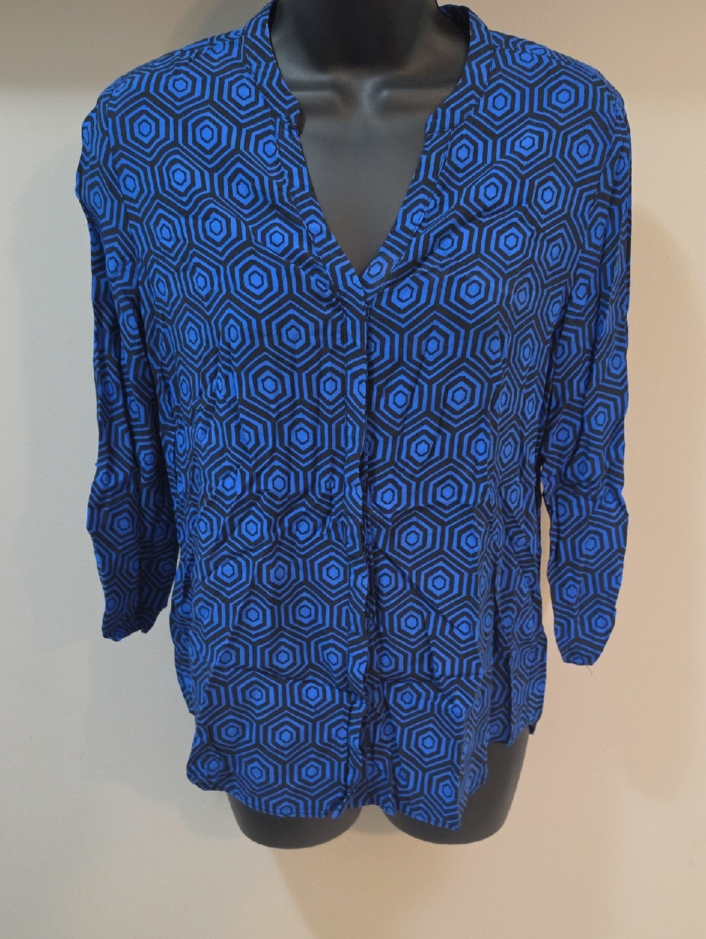 Cynthia Rowley Blue Black Geometric Button-Down Blouse